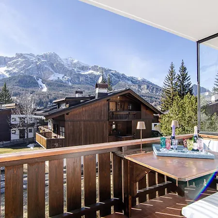 Daire Splendido A Due Passi Dal Centro Con Terrazza E Garage *