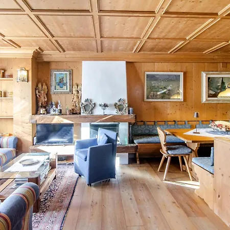 Splendido A Due Passi Dal Centro Con Terrazza E Garage * Cortina d'Ampezzo